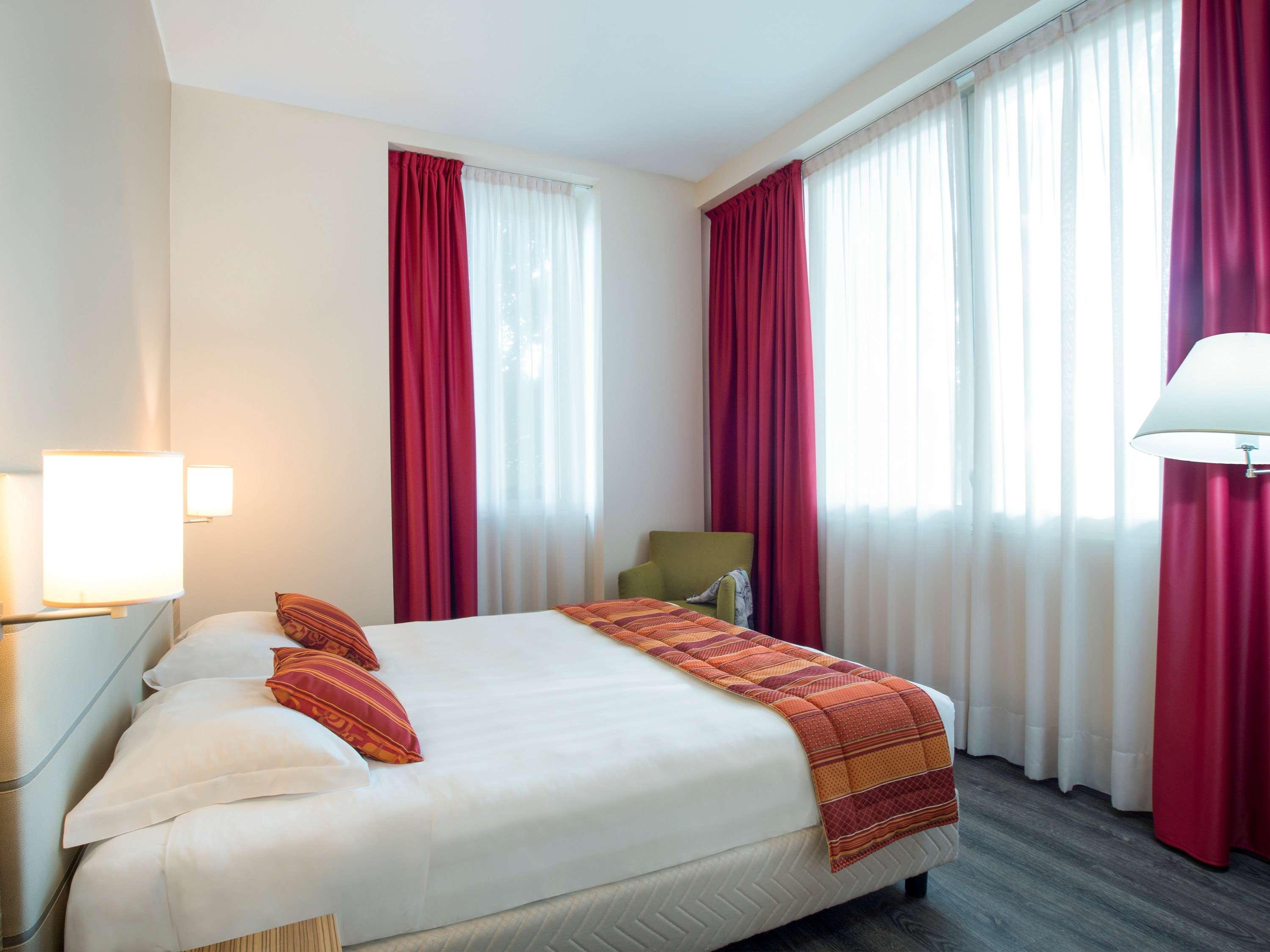 Bis Hotel 바레세 외부 사진