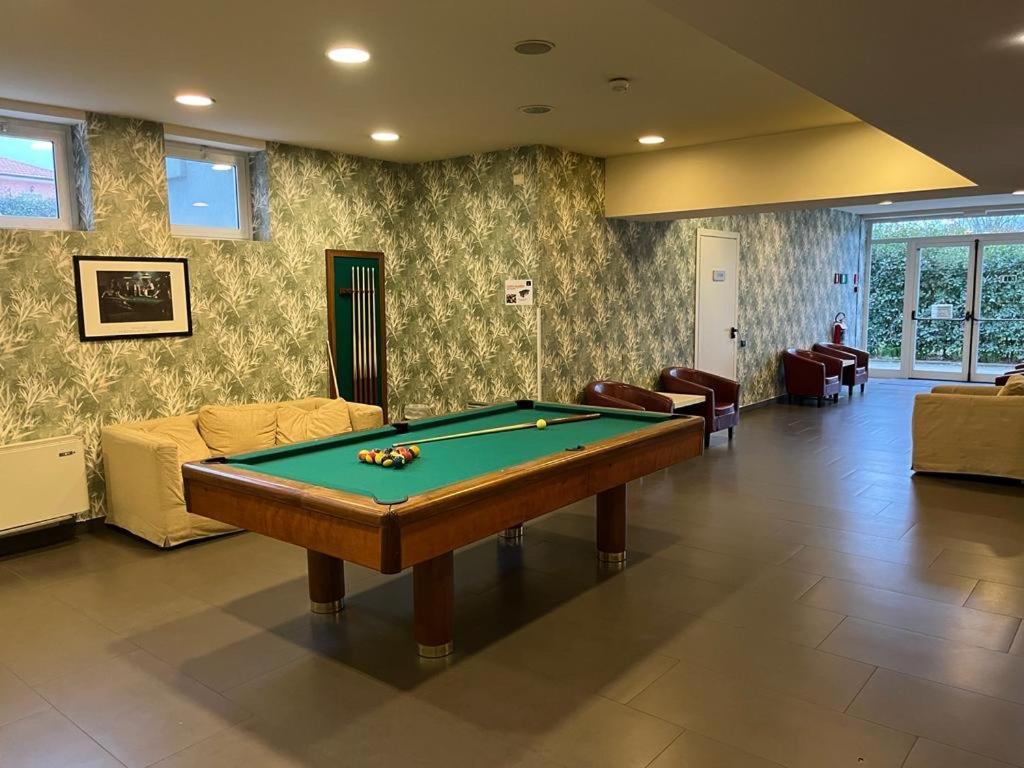 Bis Hotel 바레세 외부 사진