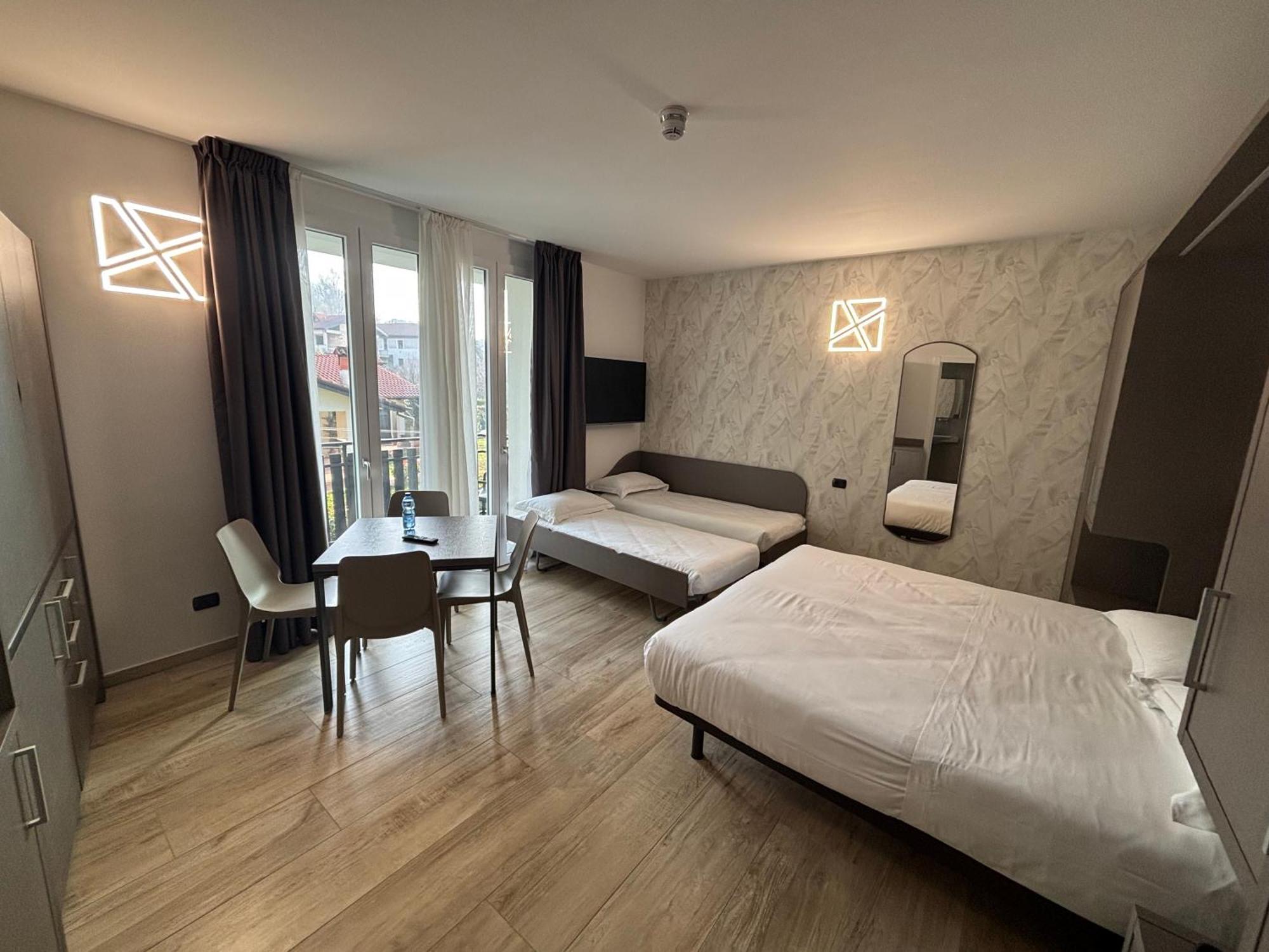 Bis Hotel 바레세 외부 사진