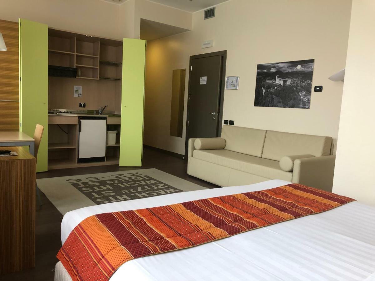 Bis Hotel 바레세 외부 사진
