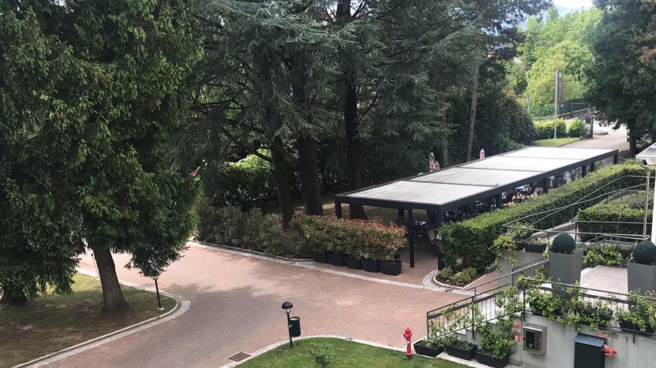 Bis Hotel 바레세 외부 사진